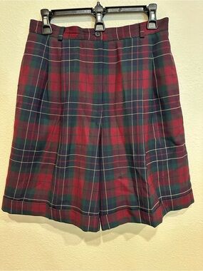 TALBOTS Women’s Plaid - Red & Green Bermuda Shorts—Size 12P